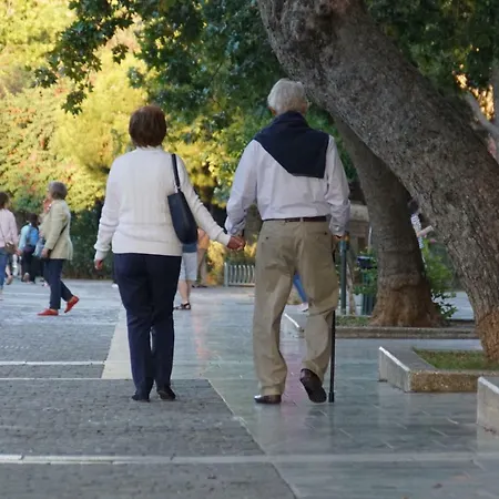 ★ Plaka, Center Of Greek Legends ★ *